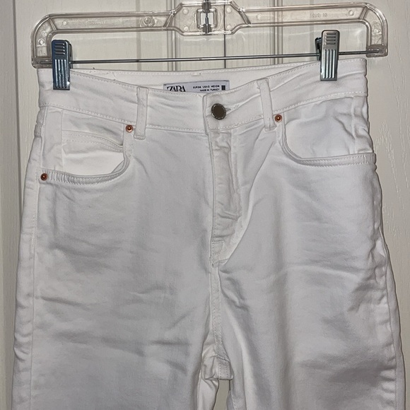 Zara flared white jeans - Picture 2 of 4